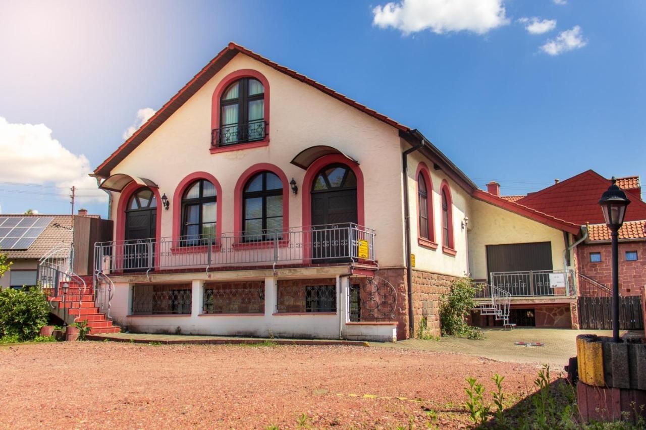 Gaestehaus Samuel Wadgassen Exterior photo